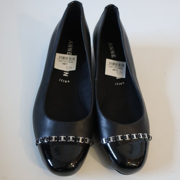 NWT Womens Anne Klein iflex Black Leather & Patent Low Wedge Flats W/Chain 5 1/2 - Picture 1 of 8